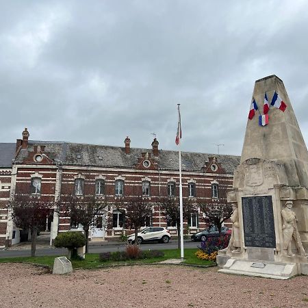 Le Conde Hotel Montdidier  Exterior foto